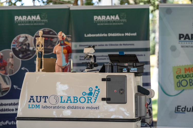 O investimento foi de R$ 3,7 milhões e a aquisição se deu por meio do convênio entre a Secretaria da Educação e a Fundação de Apoio à Pesquisa, ao Ensino e à Cultura (Fapec), vinculada à Universidade Federal do Mato Grosso do Sul (UFMS)