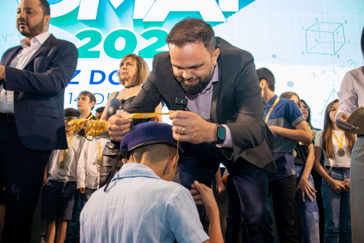 Além das medalhas, os vencedores foram contemplados com um curso de imersão em Matemática, que acontece até o dia 14 de setembro (quinta-feira), também em Foz do Iguaçu