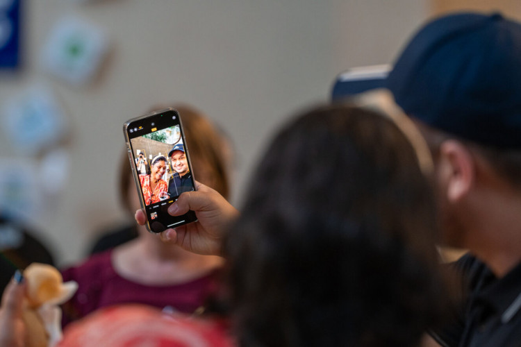 São professores formadores que apresentam – em forma de oficinas – 80 trabalhos desenvolvidos por meio de boas práticas pedagógicas ao longo do ano letivo