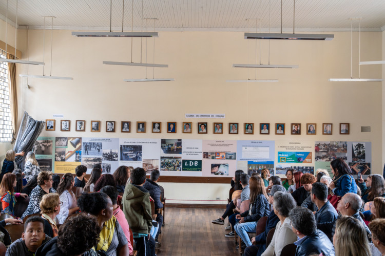 120º aniversário do Colégio Estadual Dr. Xavier da Silva foi marcado por um dia inteiro de festividades