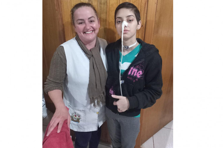 Dia do Professor: conheça a docente que transformou a vida de uma aluna com doença rara