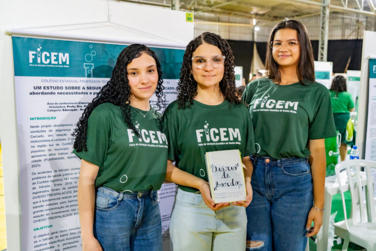 Alunas da rede estadual são premiadas na Feira de Iniciação Científica do Ensino Médio (Ficem)