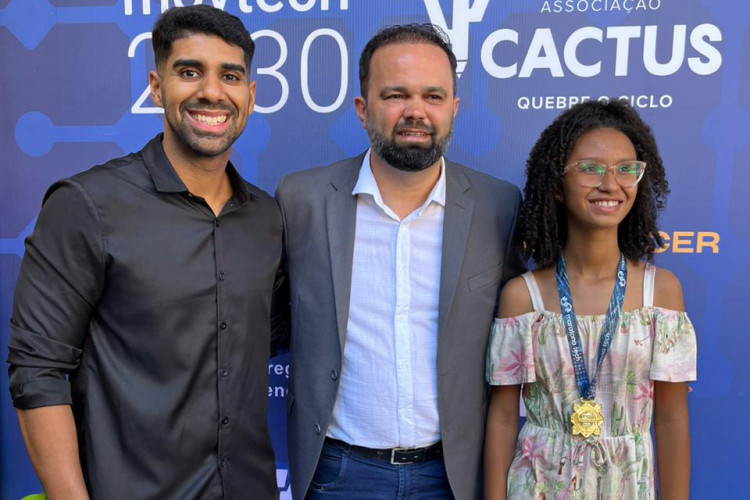 Instituições de ensino paranaenses ficam entre as mais premiadas na Maratona Tech