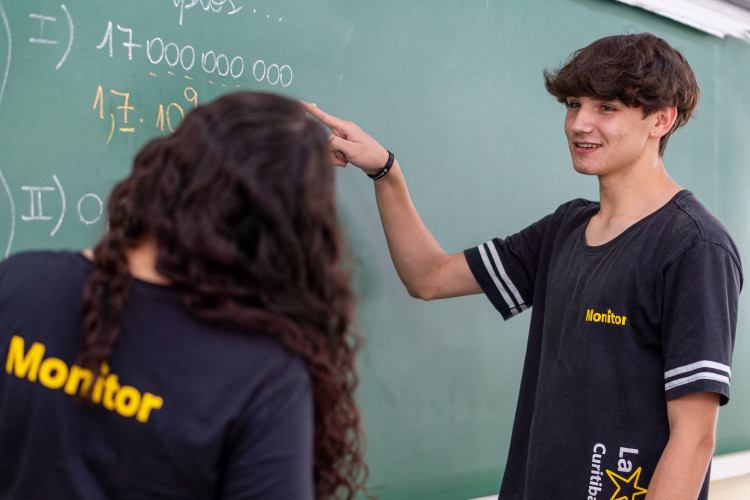 Protagonismo na educação: inscrições para o Aluno Monitor da rede estadual estão abertas