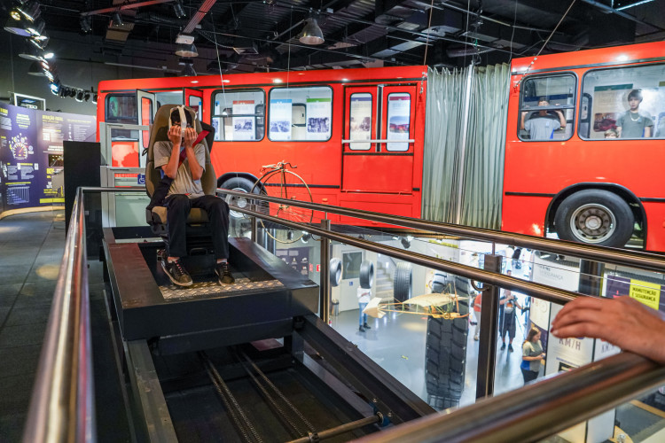 Antes da 1ª habilitação: Alunos da rede estadual têm uma aula de conscientização no trânsito