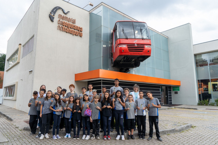 Antes da 1ª habilitação: Alunos da rede estadual têm uma aula de conscientização no trânsito