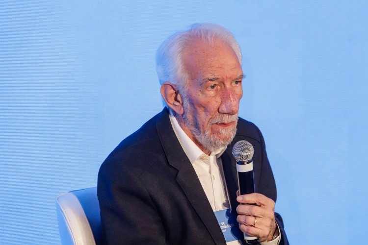 Piana destaca avanços do Paraná em evento que discute tecnologia no ensino público