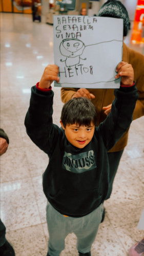 Alunos de 2024 do Ganhando o Mundo começam a retornar com bagagem cheia de aprendizado