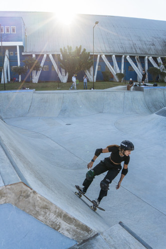 Olimpíadas: alunos da rede estadual entregam cartas de apoio a skatistas que vão a Paris