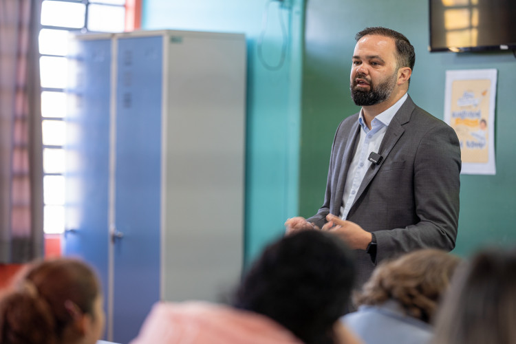 Período de Estudo e Planejamento prepara escolas da rede estadual para o semestre letivo