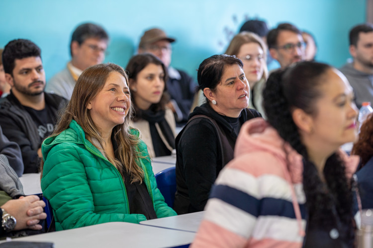 Período de Estudo e Planejamento prepara escolas da rede estadual para o semestre letivo