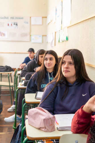 Inteligência Artificial e vacinação estão entre novidades do 2º semestre letivo no Paraná