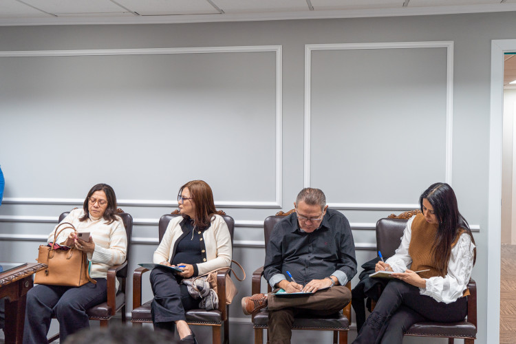 Comitiva da Seduc de Sergipe visita a Seed-PR