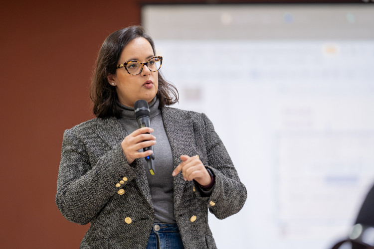 Educação capacita técnicos pedagógicos para aplicação de IA no ensino da matemática