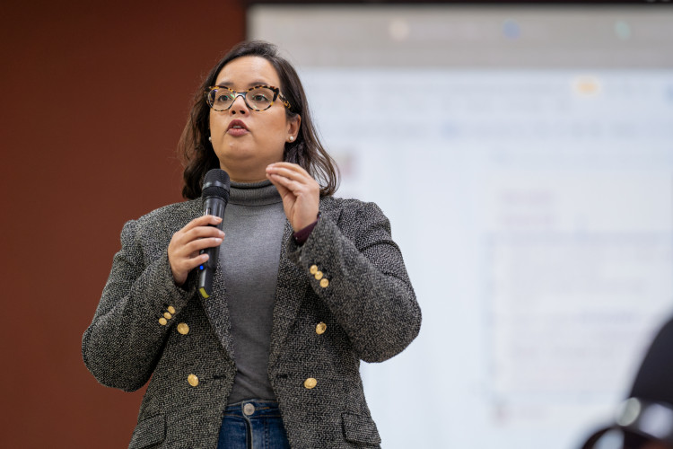 Educação capacita técnicos pedagógicos para aplicação de IA no ensino da matemática