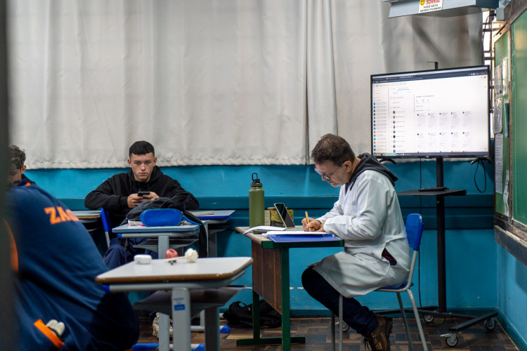 Educação: a partir de segunda-feira, professores devem adotar novo recurso educacional digital para registro de frequência nas escolas do estado