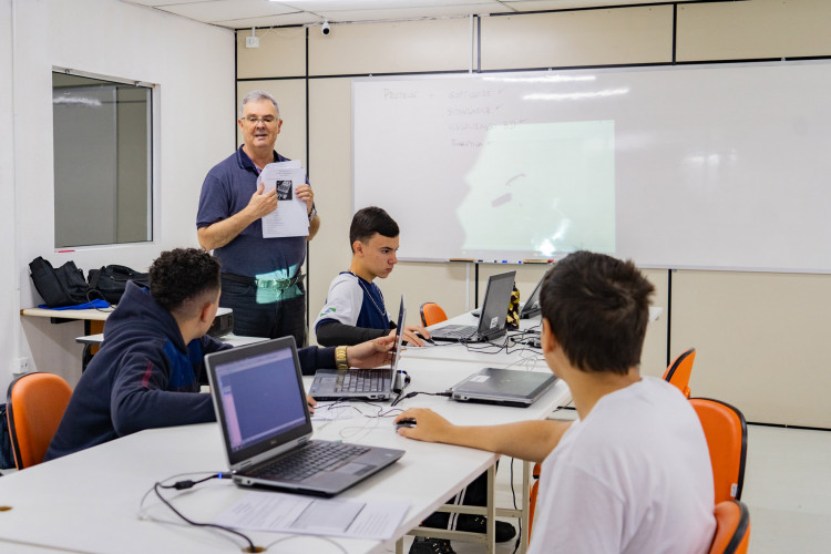 20 mil contratados em 2023: alunos valorizam educação profissional na rede estadual