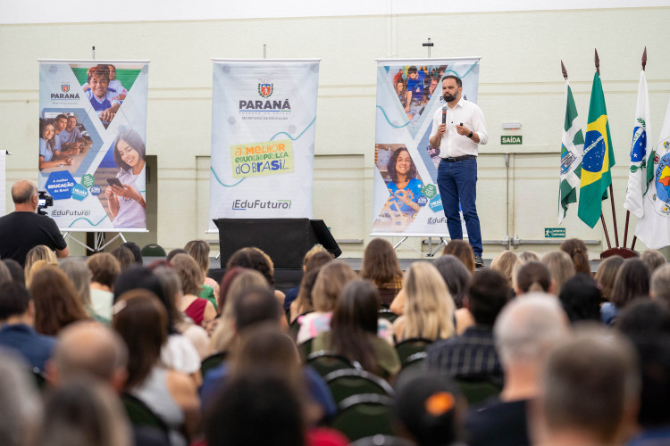 Secretaria de Estado da Educação do Paraná promove 2º Seminário Formadores para Estágio Probatório em Foz
