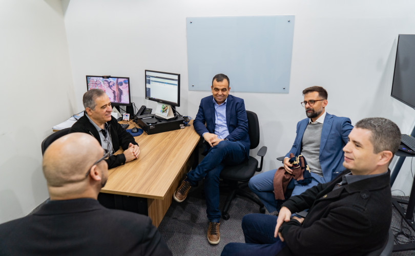 São Paulo conhece experiência da ouvidoria do Paraná nas escolas