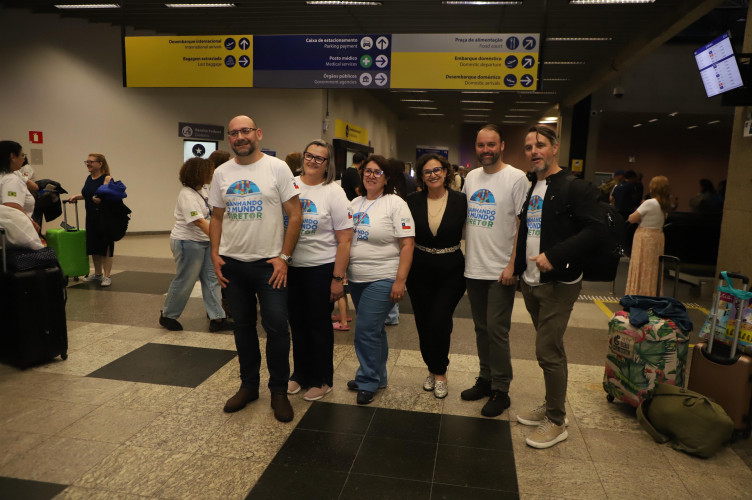 Ganhando o Mundo: diretores retornam do Chile com novas ideias para a educação