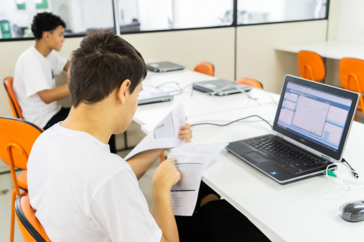 20 mil contratados em 2023: alunos valorizam educação profissional na rede estadual