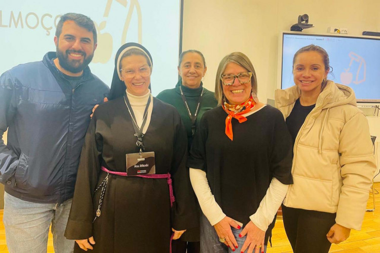 Diretora de escola, freira participa de intercâmbio no Chile e planeja replicar bons exemplos