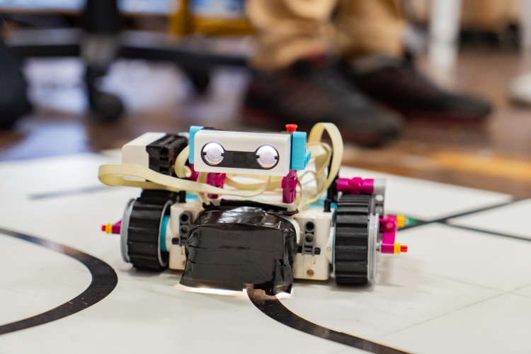 Competições de robótica impulsionam talentos do Paraná para cenário nacional