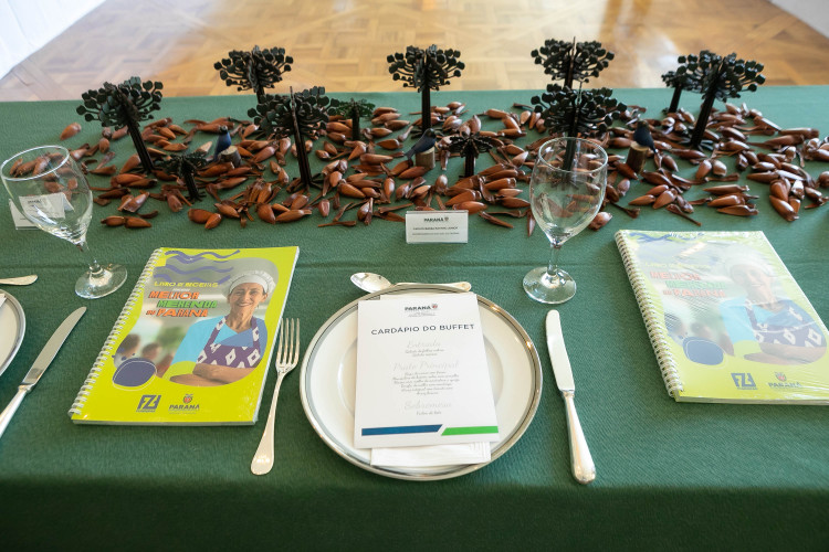 Melhor merenda do Paraná é de Prudentópolis: charuto de arroz cozido em caldo de feijão