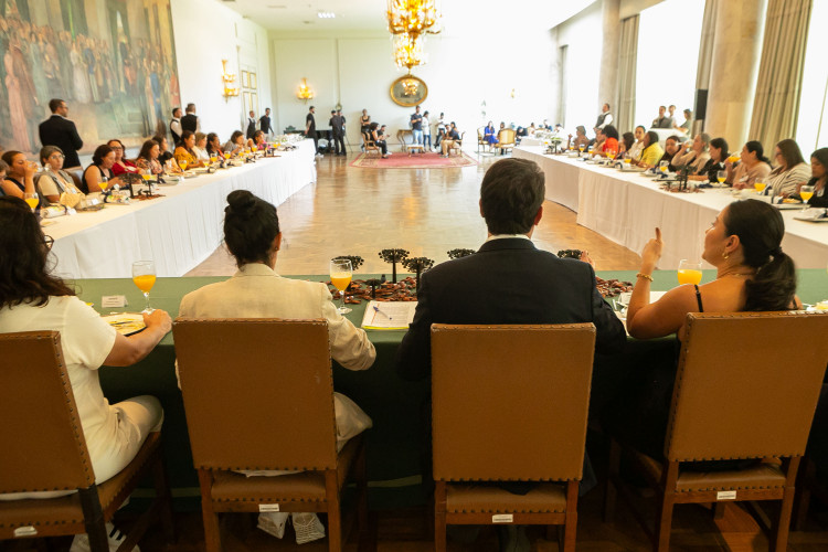 Melhor merenda do Paraná é de Prudentópolis: charuto de arroz cozido em caldo de feijão