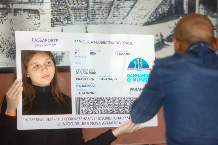 Ganhando o Mundo: 1,3 mil alunos passam pela preparação final antes do intercâmbio