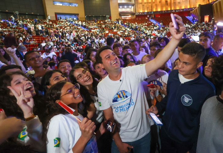 Ganhando o Mundo: 1,3 mil alunos passam pela preparação final antes do intercâmbio