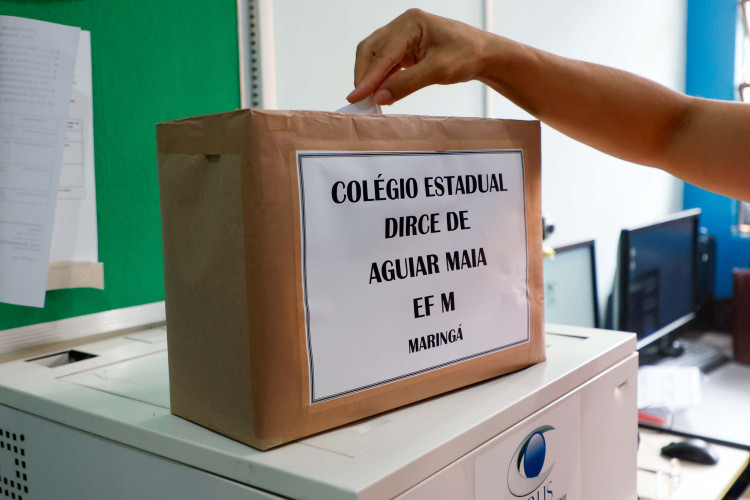 Primeiro dia de votação do Parceiro da Escola é marcado por ampla participação