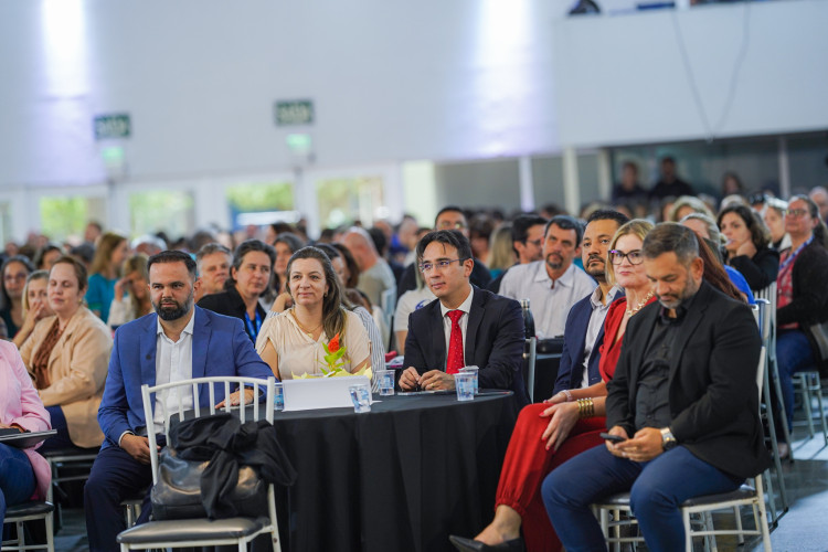 Paraná consolida liderança na educação com investimentos e projetos inovadores em 2024