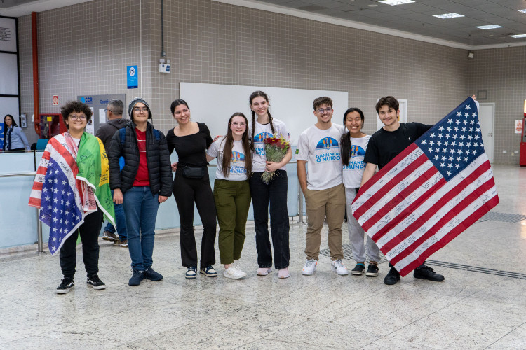 Ganhando o Mundo: últimos intercambistas começam a chegar com mala cheia de experiências