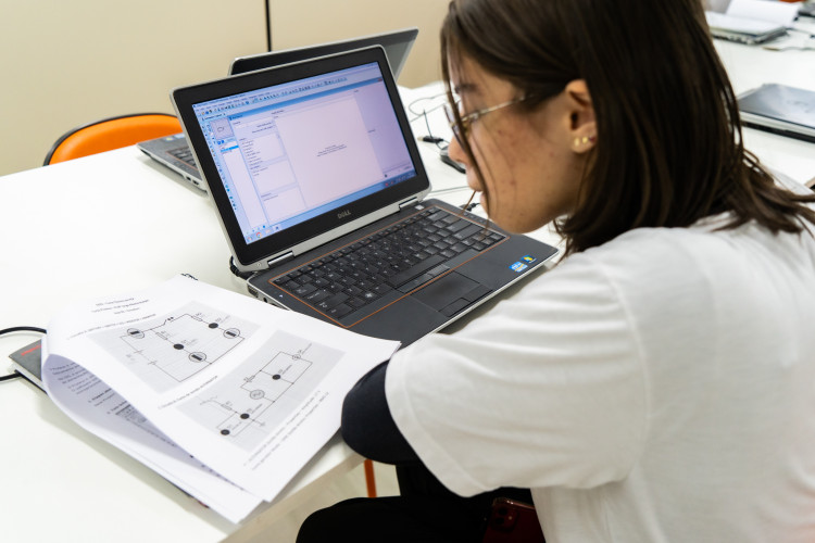 Estado e Senai ampliam oferta de cursos técnicos integrados ao Ensino Médio para 2025