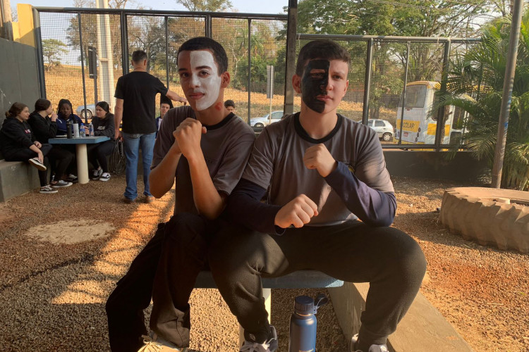 Educação anuncia escolas estaduais que receberão selo por iniciativas antirracistas