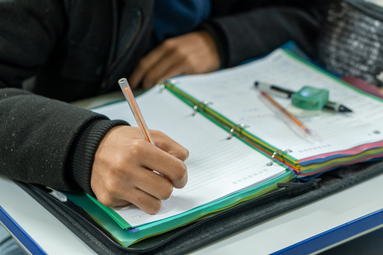 Educação prorroga as inscrições para o programa Aprova Paraná Universidades até o dia 30