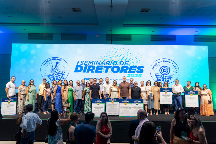 I Seminário de Diretores capacita gestores da rede estadual para 2025