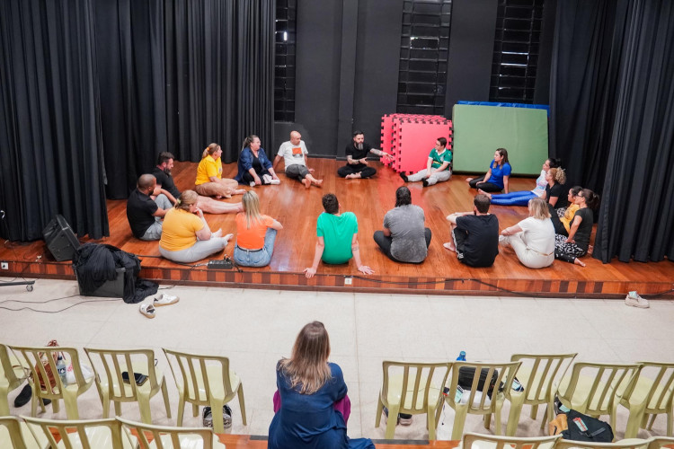 Centro de Capacitação em Artes Guido Viaro abre inscrições para cursos livres