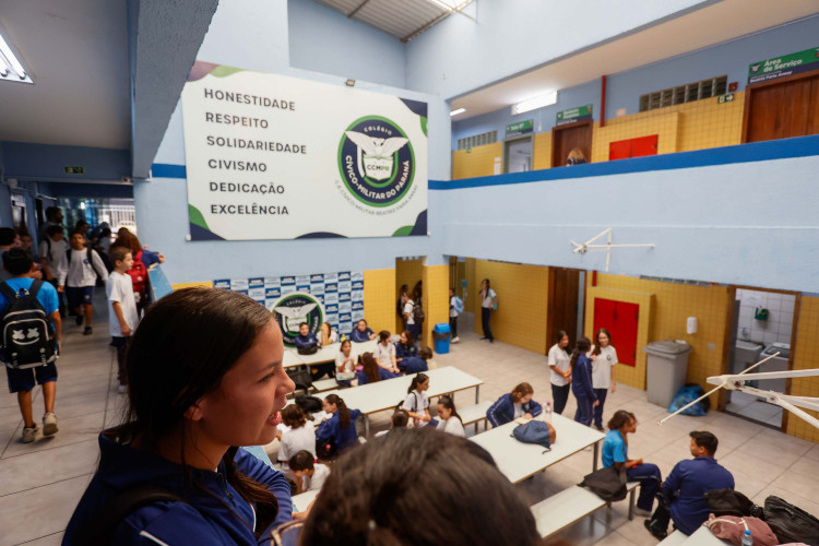 Colégios cívico-militares melhoram realidade de comunidades do Paraná