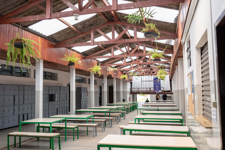 Com reformas e novo olhar pedagógico, Parceiro da Escola muda realidade da rede estadual