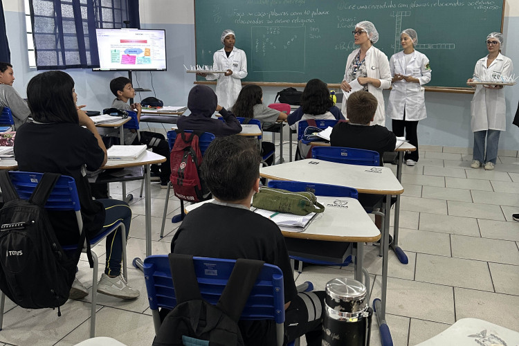 Protagonistas da merenda: alunos do Paraná avaliam novos alimentos do cardápio