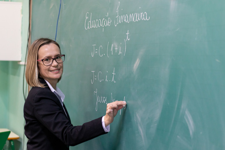 Programa de formação de gestores da Secretaria da Educação abre inscrições