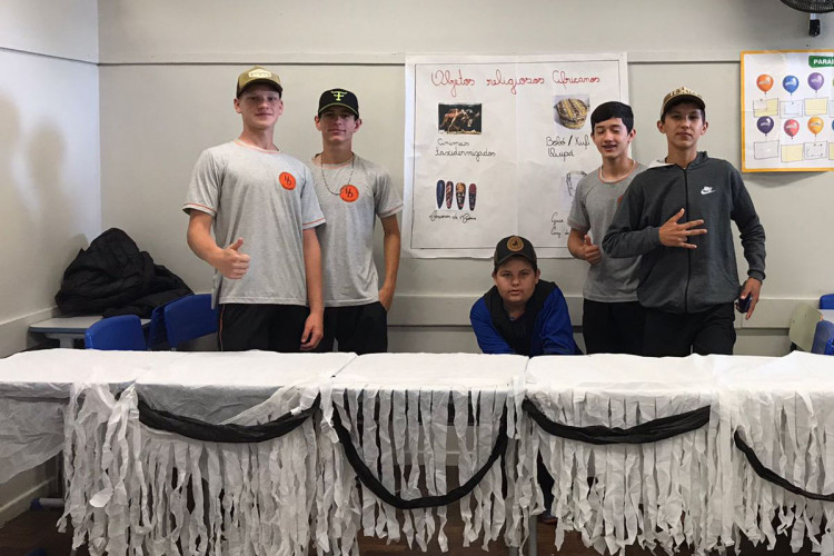 Equidade racial: 23 escolas recebem o Selo ERER Enedina Alves Marques do Governo