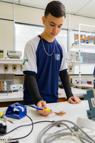 Novo recorde: rede estadual tem 50 mil novos alunos na Educação Profissional em 2025