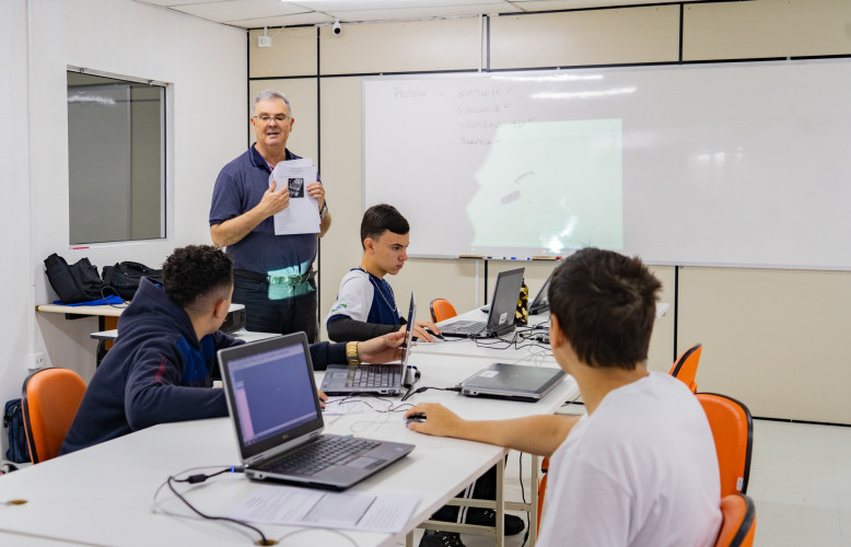 Novo recorde: rede estadual tem 50 mil novos alunos na Educação Profissional em 2025