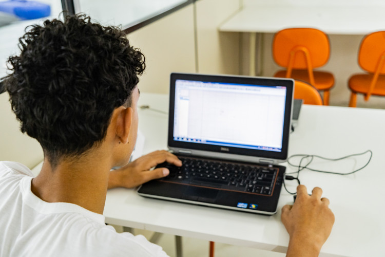 Novo recorde: rede estadual tem 50 mil novos alunos na Educação Profissional em 2025