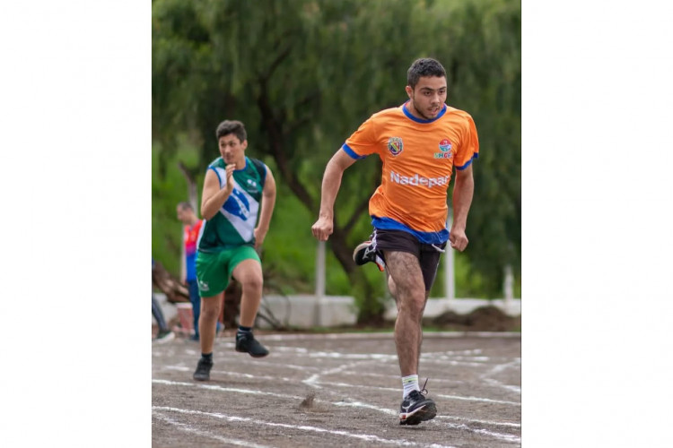 Dia Mundial da Conscientização do Autismo: rede estadual de educação acolhe professores e estudantes com TEA