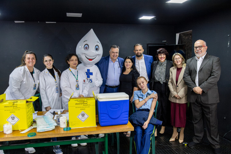 Governo inicia campanha de vacinação nas escolas para proteger 2,4 milhões de alunos