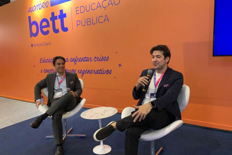 Paraná leva programa Parceiro da Escola e plataforma Leia Paraná a evento internacional